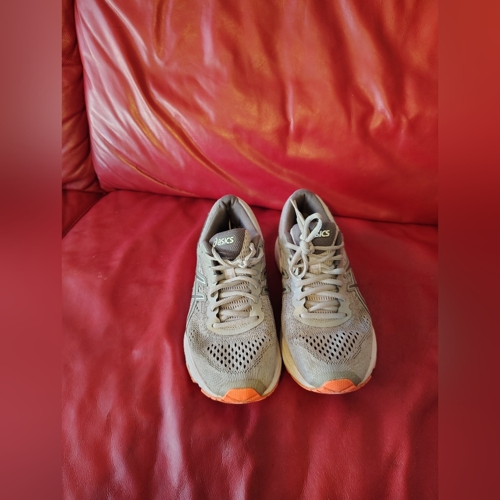 ASICS Women's Gray Running Shoes - Picture 2 of 6